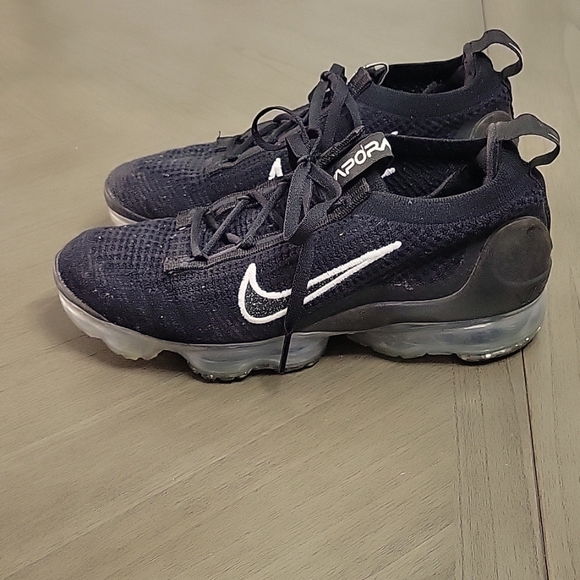 Women vapormax - Picture 2 of 4